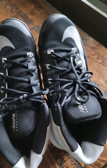 Nike Air Max - Picture 2 of 7